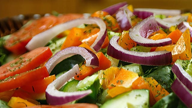 Build Your Own Topz Salad.